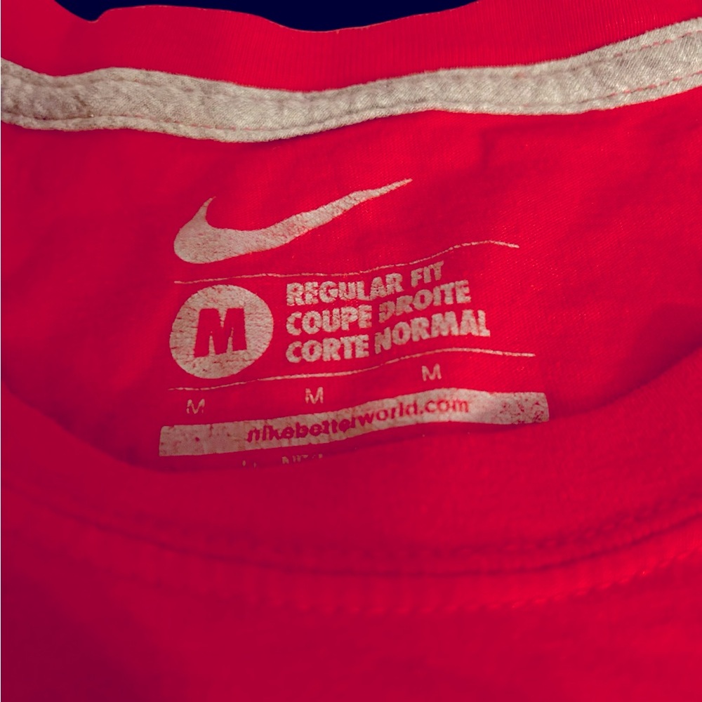 Ohio State Men’s Nike T shirt in size medium. Excellent pre-owned condition. - Picture 3 of 5